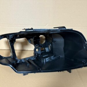 2008 2011 BMW E90 LCİ ZENON FAR KASASI SAĞ - R
