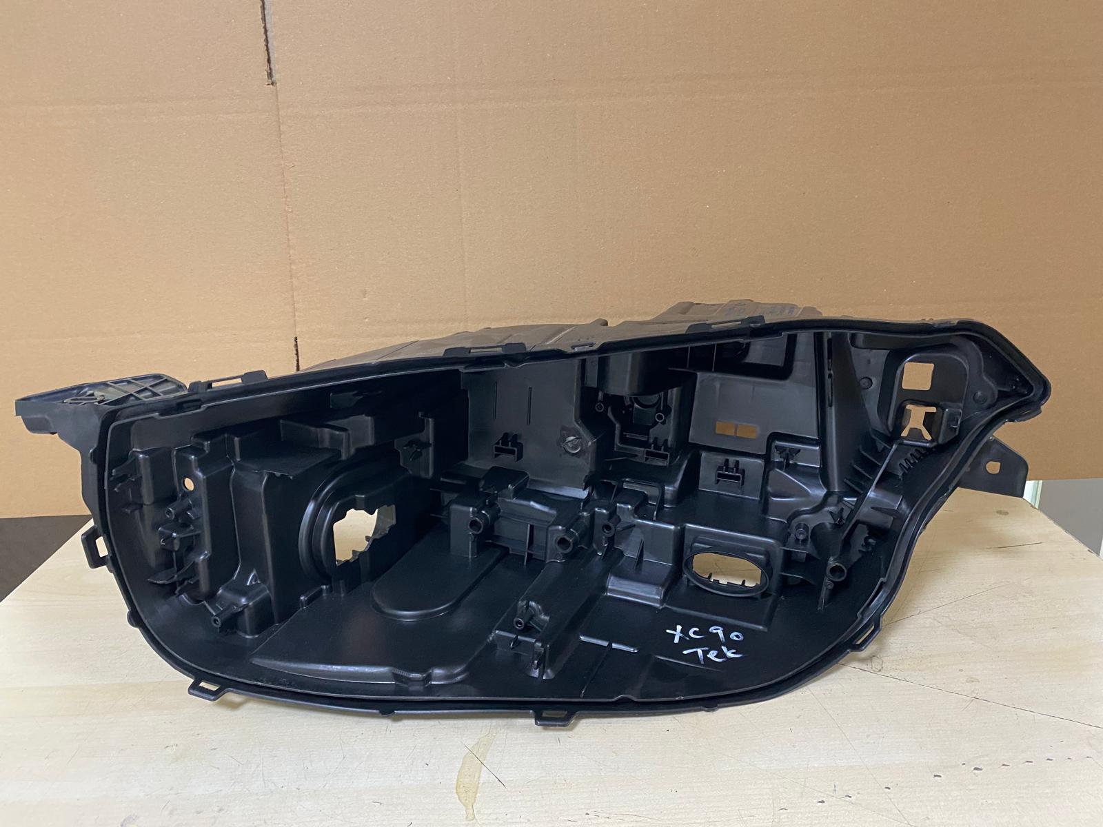 VOLVO XC90 FAR KASASI TEK BEYİN SAĞ - R